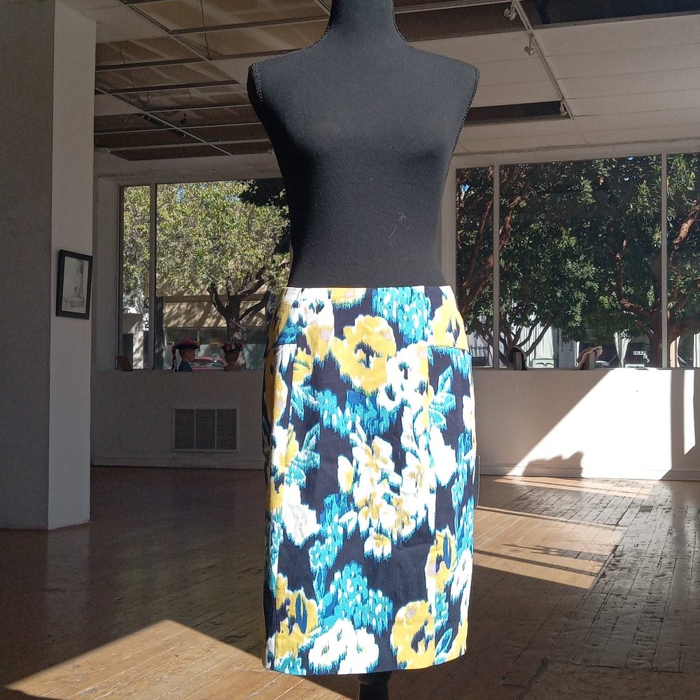 Lyssé Charity blue and yellow pencil skirt